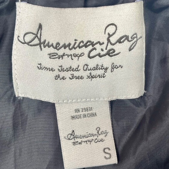 American Rag Aztec Sherpa Vest, Black / Red / Cream / Beige, Small - Picture 5 of 11